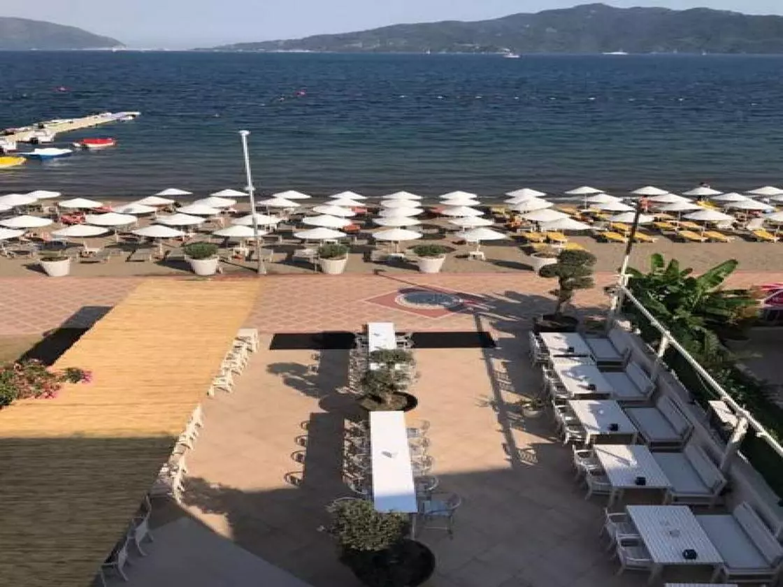 CLESEASIDE_SHABAVIZ (16).jpg